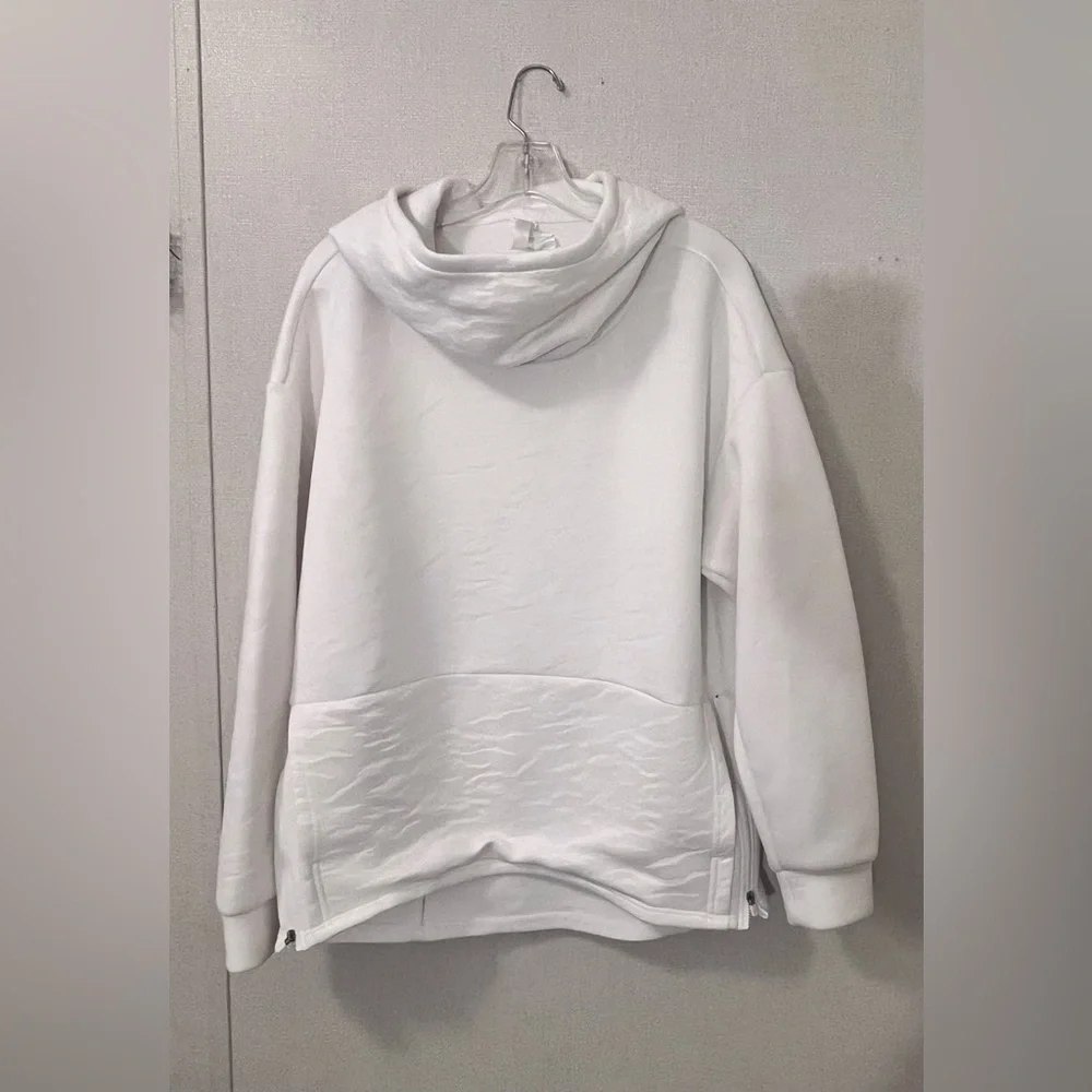 Fabletics Lotta Cocoon Hoodie II - Picture 4 of 7